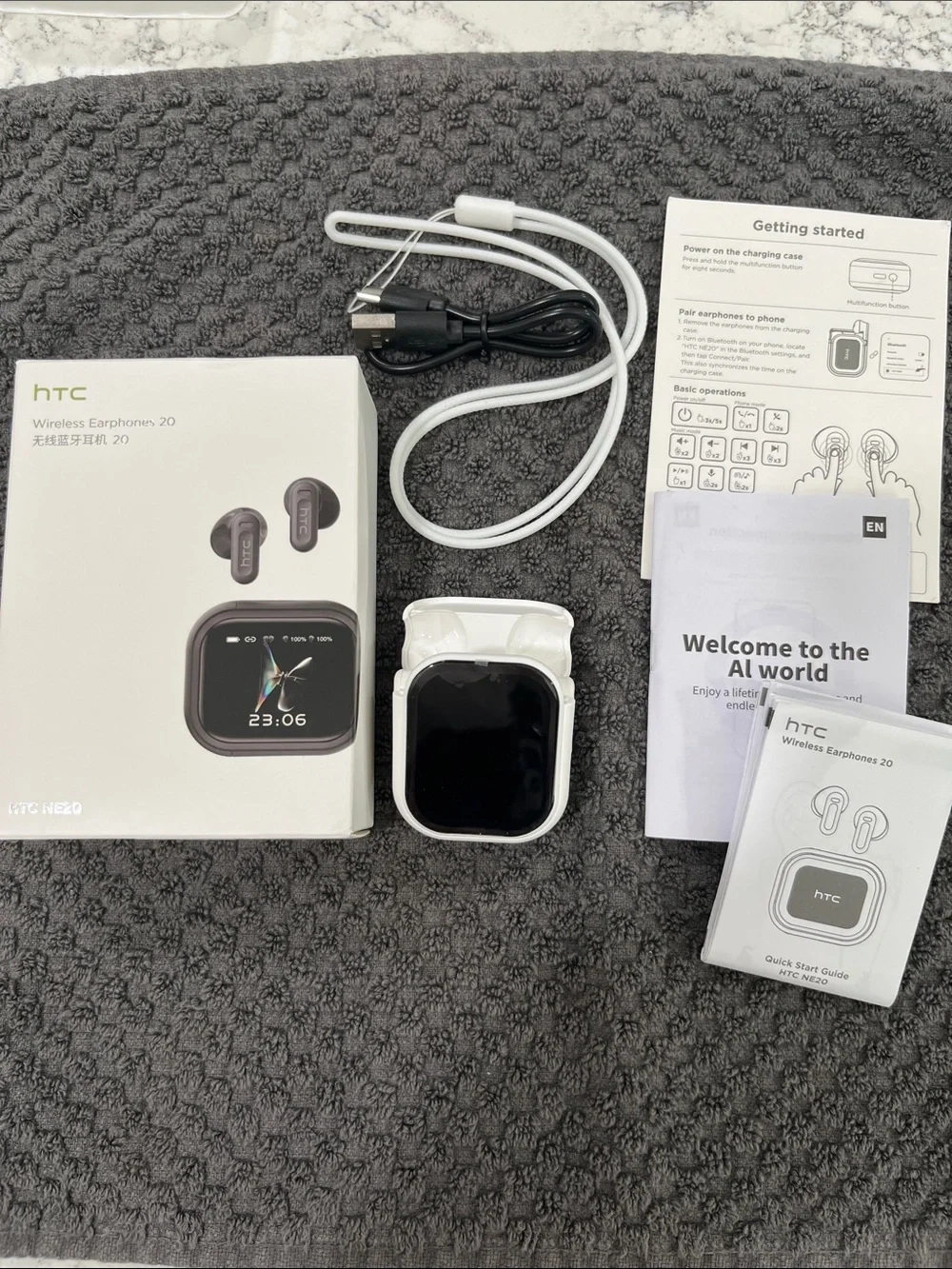 HTC Wireless Earphones 20 with White Charging Case and Black Display